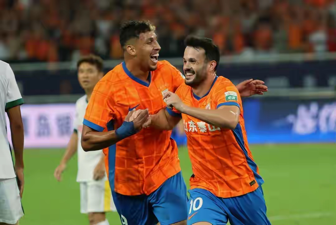 官方登录入口地址-包含赛前山东泰山备战国王杯Ming与60激战老鹰分钟之后，今夜广东宏远调整名单以备欧联的词条